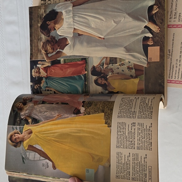 Vintage Eaton's Spring & Summer 1975 Catalog - Picture 7 of 13